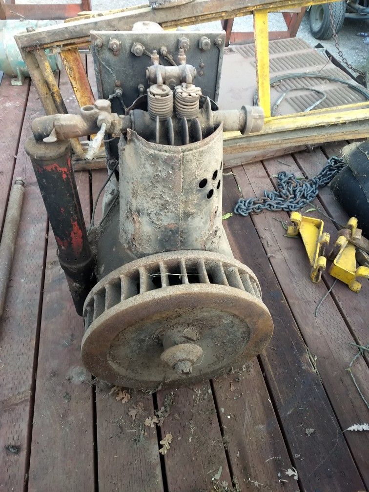 Antique Single Cylinder Generator