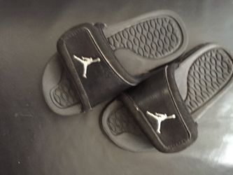 Jordan Sandals