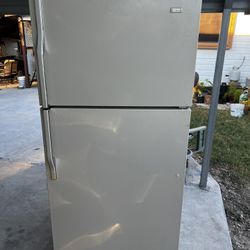 Admiral Refrigerator 65 Tall  32 Wide
