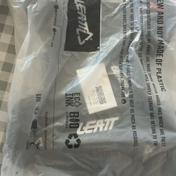 Leatt L/XL Chest Protector 