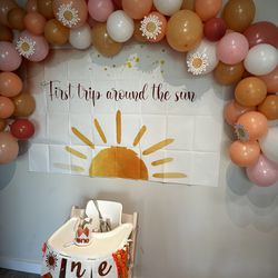 Balloon Arch Banner Crown Free To Pick Up