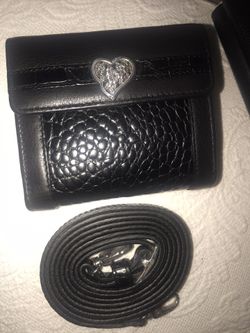 New Brigton leather wallet crossbody