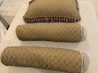 Silk custom decorative pillows