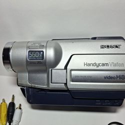 Sony Handycam Hi8 8mm Camcorder 