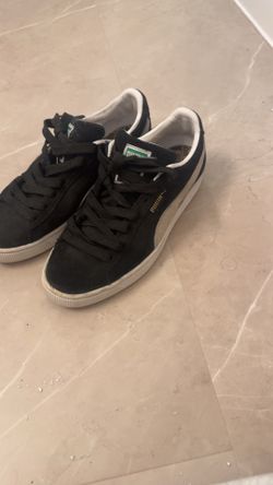 Puma suede size 8.5 black
