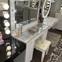 2 PC Set Vanity $799