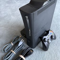 ***NO TRADES!!!*** 120 GB Xbox 360 Elite ***NO TRADES!!!***