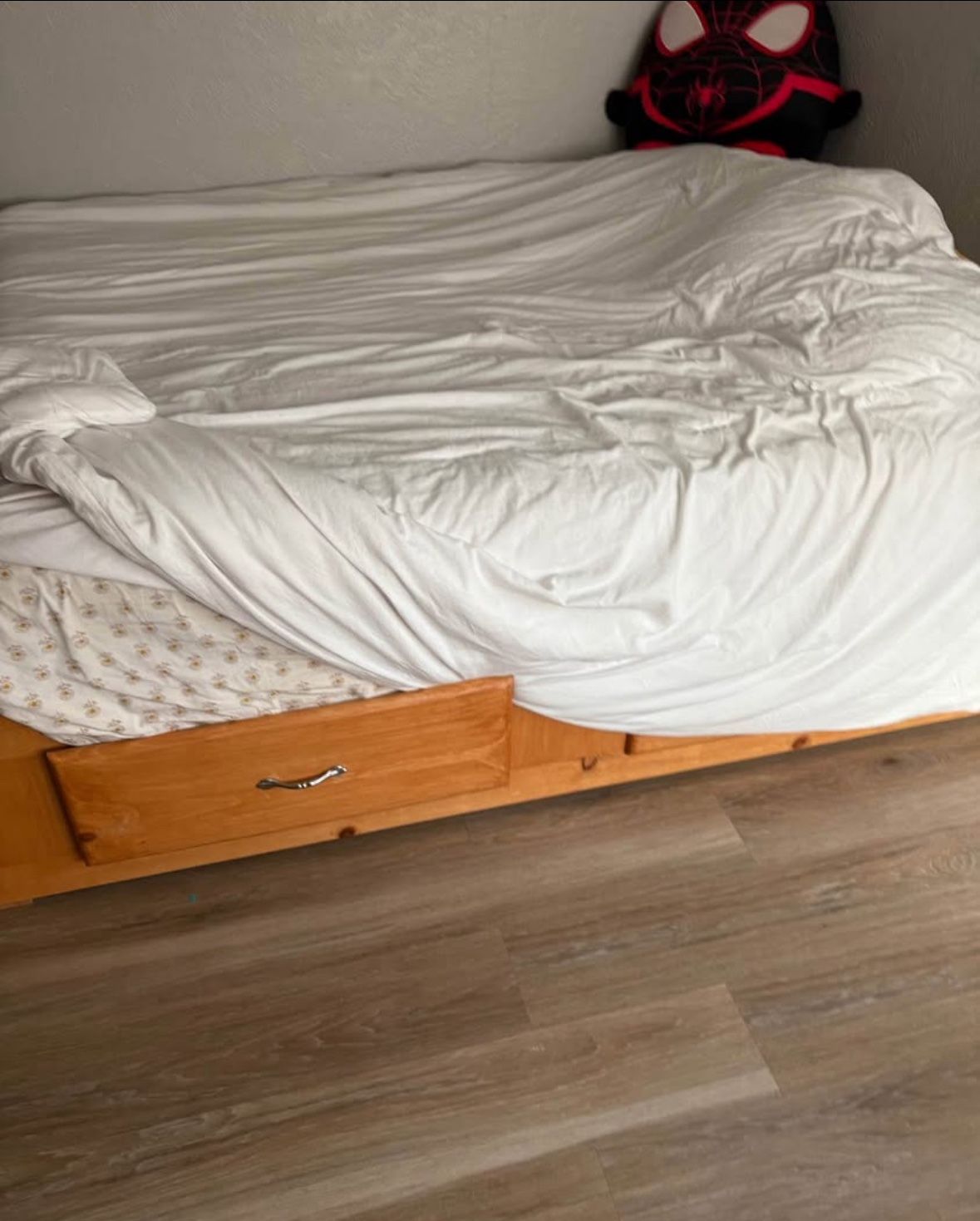 Full Size Bed And Frame