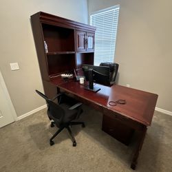 Executive Desk With Bookshelves 