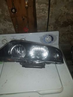 Lincoln ls driver side headlight