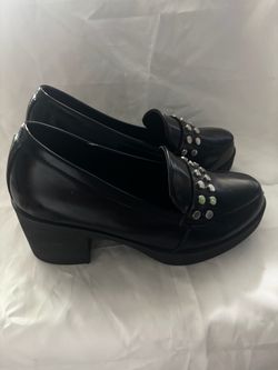 Size 7.5 women shoes