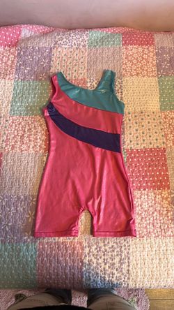 Girl gymnastics outfit size 6-6x