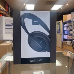 Bose 700 Noise Cancelling Headphone 