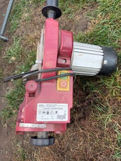 Misc chainsaws and chain sharpener