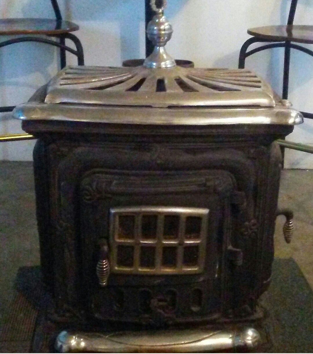 Antique parlor stove