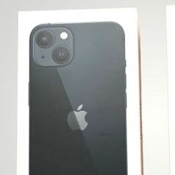 Iphone 13 BOOST MOBILE ONLY!!  (WILL ONLY TRADE FOR A GAMING PC)