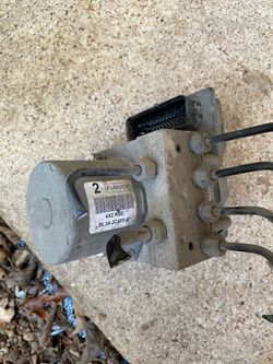 Ford F150 ABS Module 3.7 V6 2w d 2011-2012