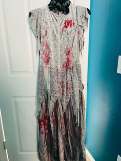 Haunting Zombie Bride Costume