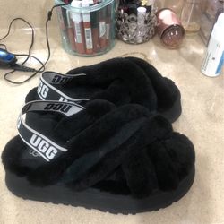 Talla 8 UGG  Solo Las Use Tres Beses 