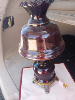 Vintage Fenton Purple Ammithist Table Lamp 