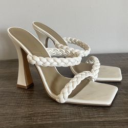 Fashion Nova White Women’s Heels Sandals Size 8