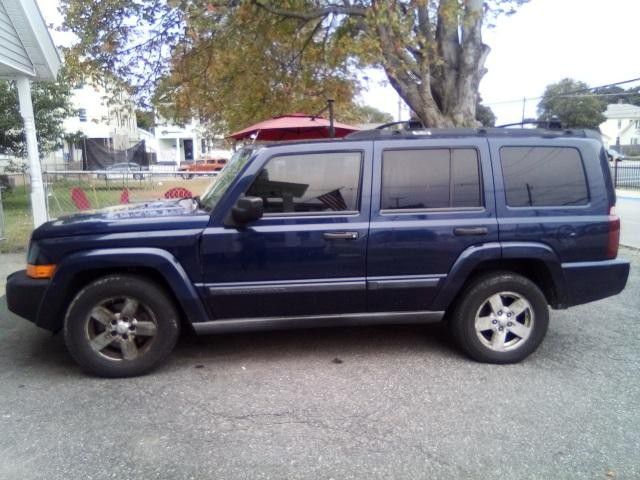 Jeep commander for parts only