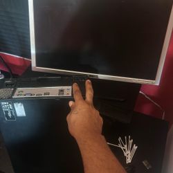 Acer Pc And Dell Monitor 