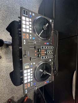 Rane ONE DJ Controller (With Premium Case)