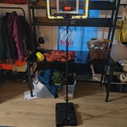 Indoor Basketball Hoop 🏀 Comes With 2 🏀 Adjustable To Be Shorter 