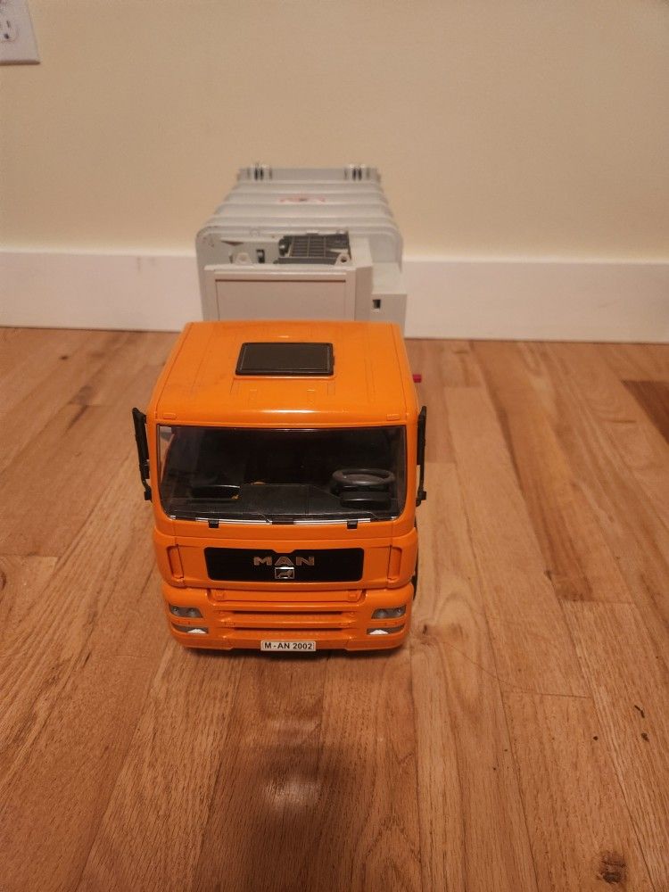 Bruder Garbage and Crane Trucks