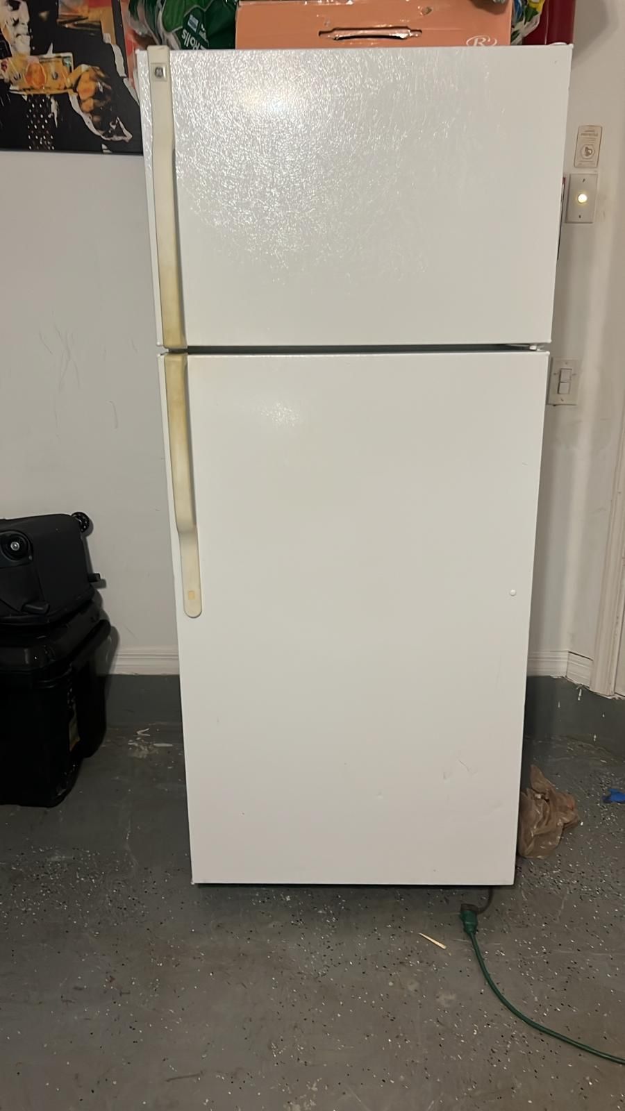 Free Pick Up Today Weston Fridge 