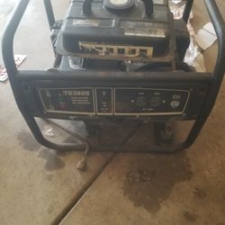 100 Dollars 
