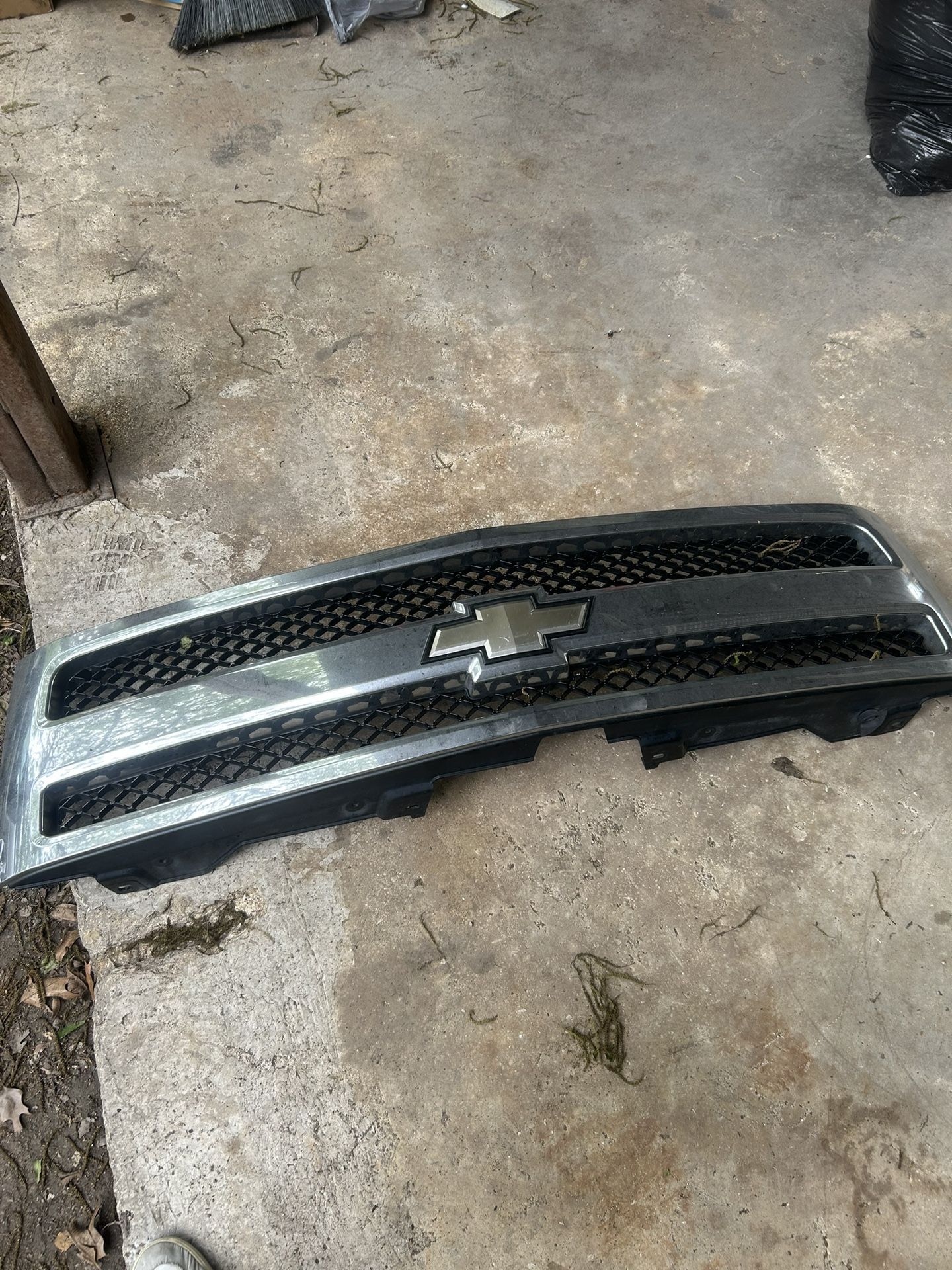 Stock Chevy grill 2007 - 2011