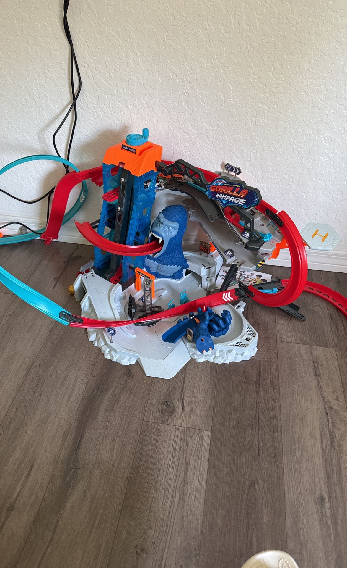 Metal Machines Gorilla Rampage