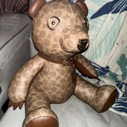 Coach LARGE leather Bear 2025 Retired New W Tags