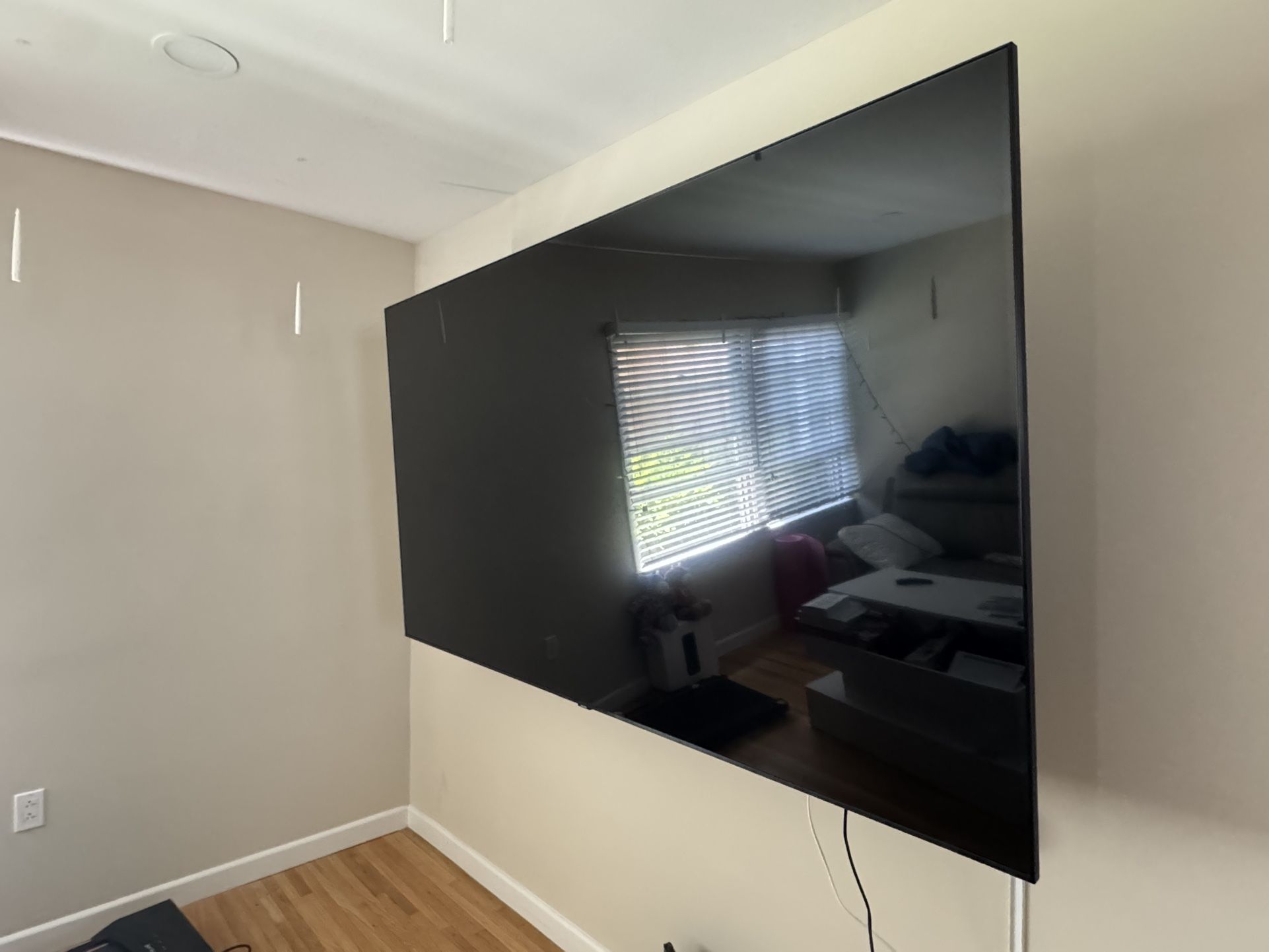 Samsung - 86" Class TU9010 LED 4K UHD Smart Tizen TV