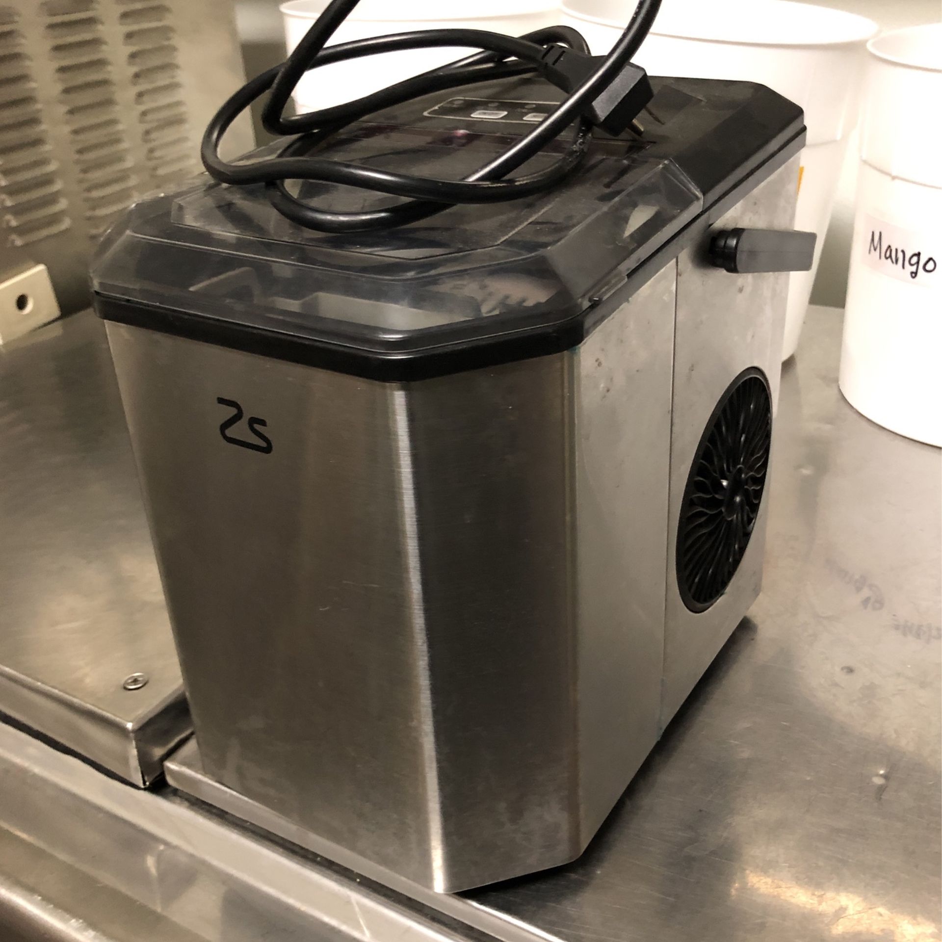 Bullet Ice Maker
