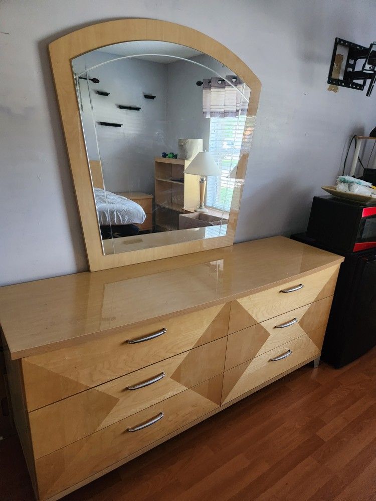 Queen 5 Piece Bedroom Set