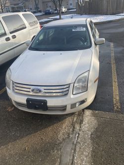 2008 Ford Fusion 195,000 car has heat A/C car runs fine drive it everyday only problem car has need a shift solenoid 125$ as I posted pic an price bu