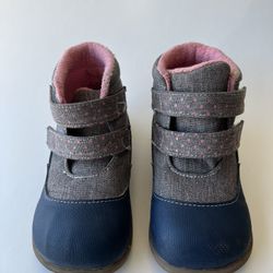 See Kai Run Girls Snow Boots Size 10