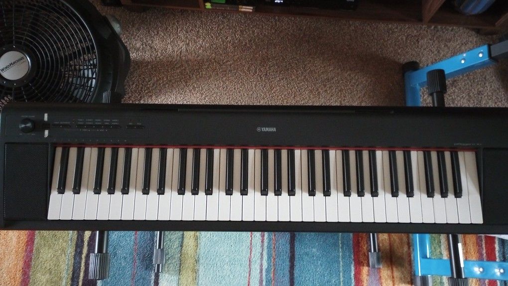 Yamaha Piaggero NP-32 electronic keyboard 🎹