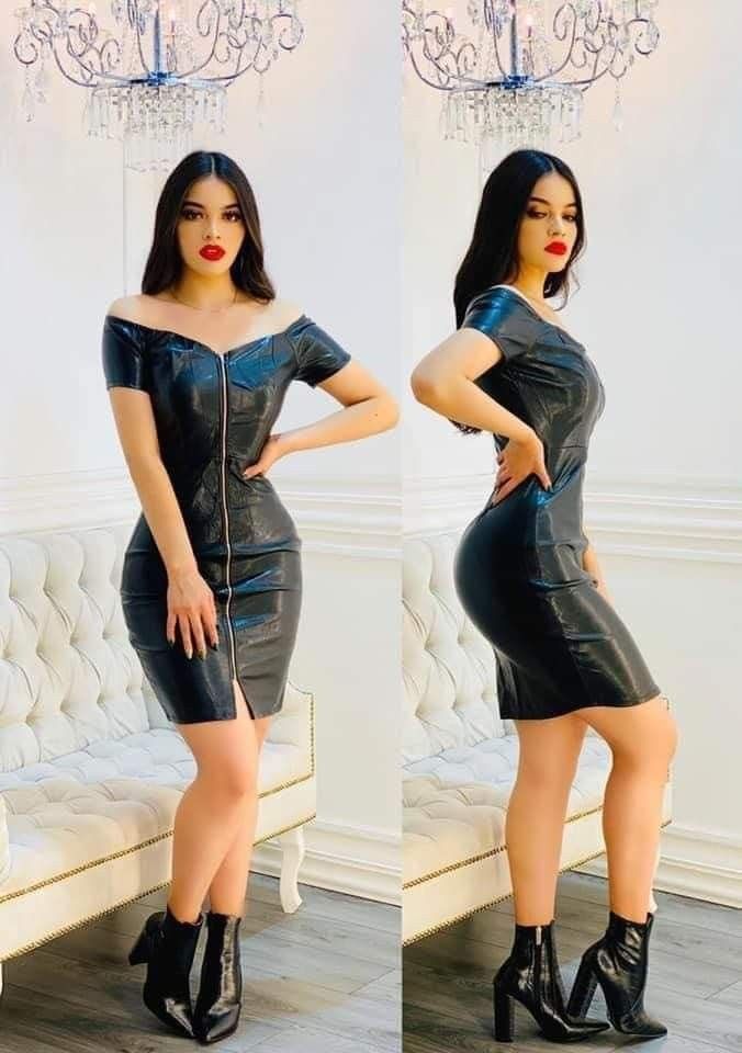 New Women's Dress Available In Size Small And Medium