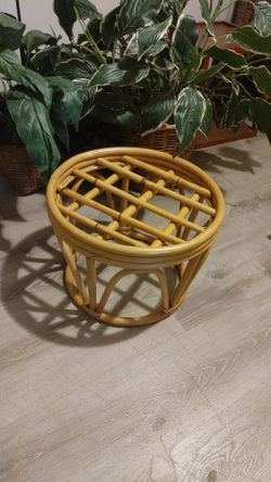 WOOD OTTOMAN