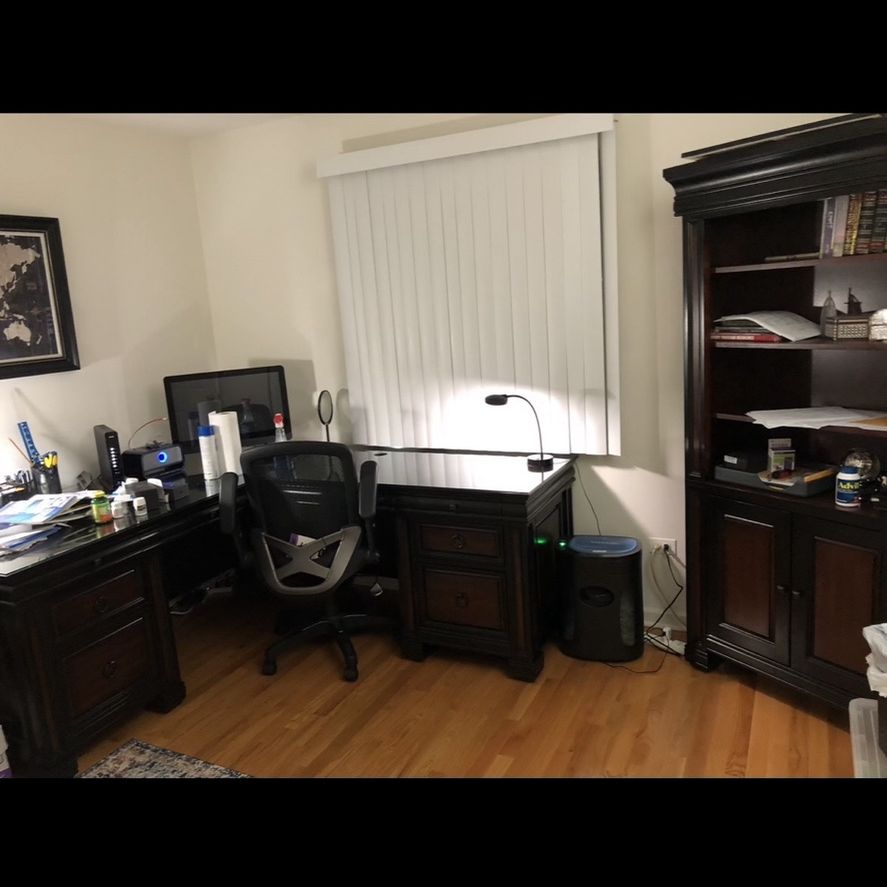 Desk with Chair / Bookshelf 