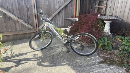 TRAX PK7 Bicycle 21 speed