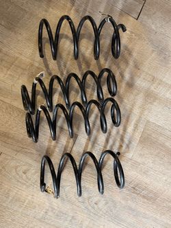 OEM Coil Springs Volkswagen MK7 GTI
