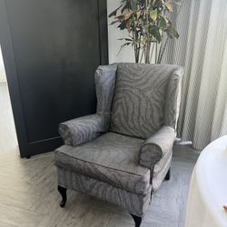 2 Wingback Chairs 