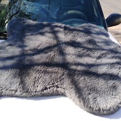 Like New Memory Foam Dog Bed Mat Sheepskin Shaped