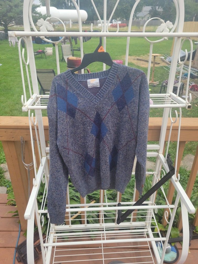 Lg London Fog Sweater