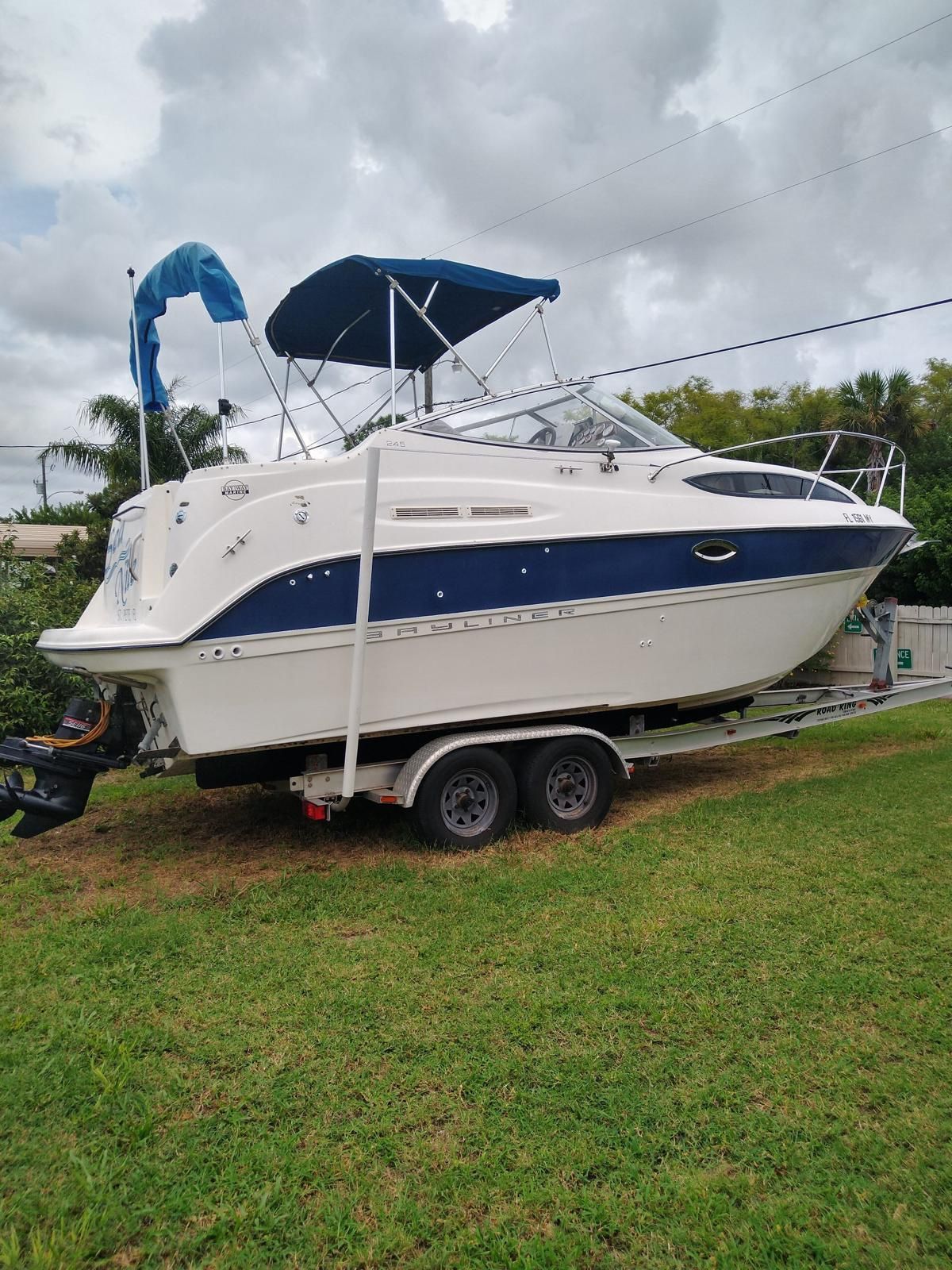 2005 Bayliner Cierra 245